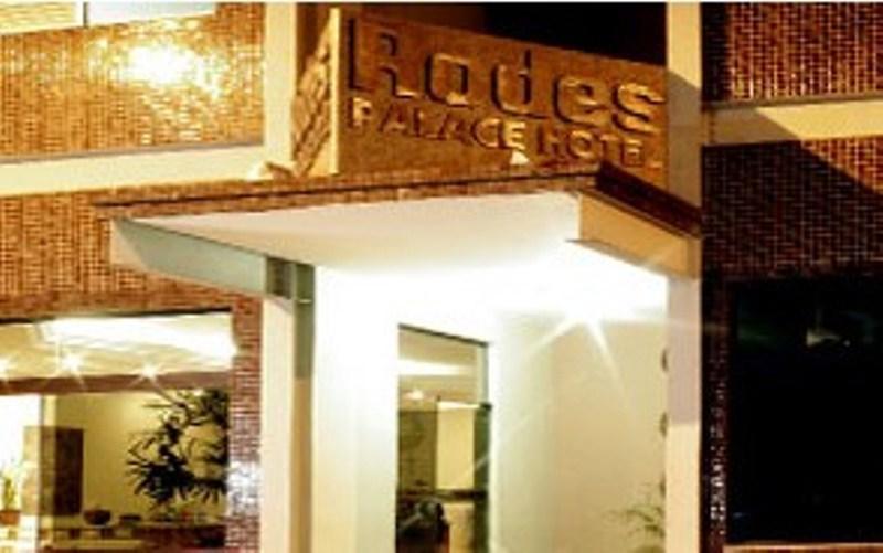 Rodes Palace Hotel Patrocínio Exteriör bild